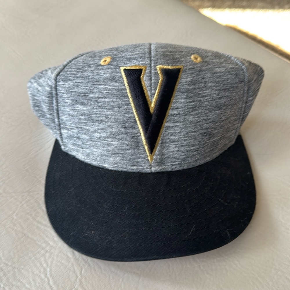 Vegas Golden Knights Workdwide hat - exclusive to club members inaugural season